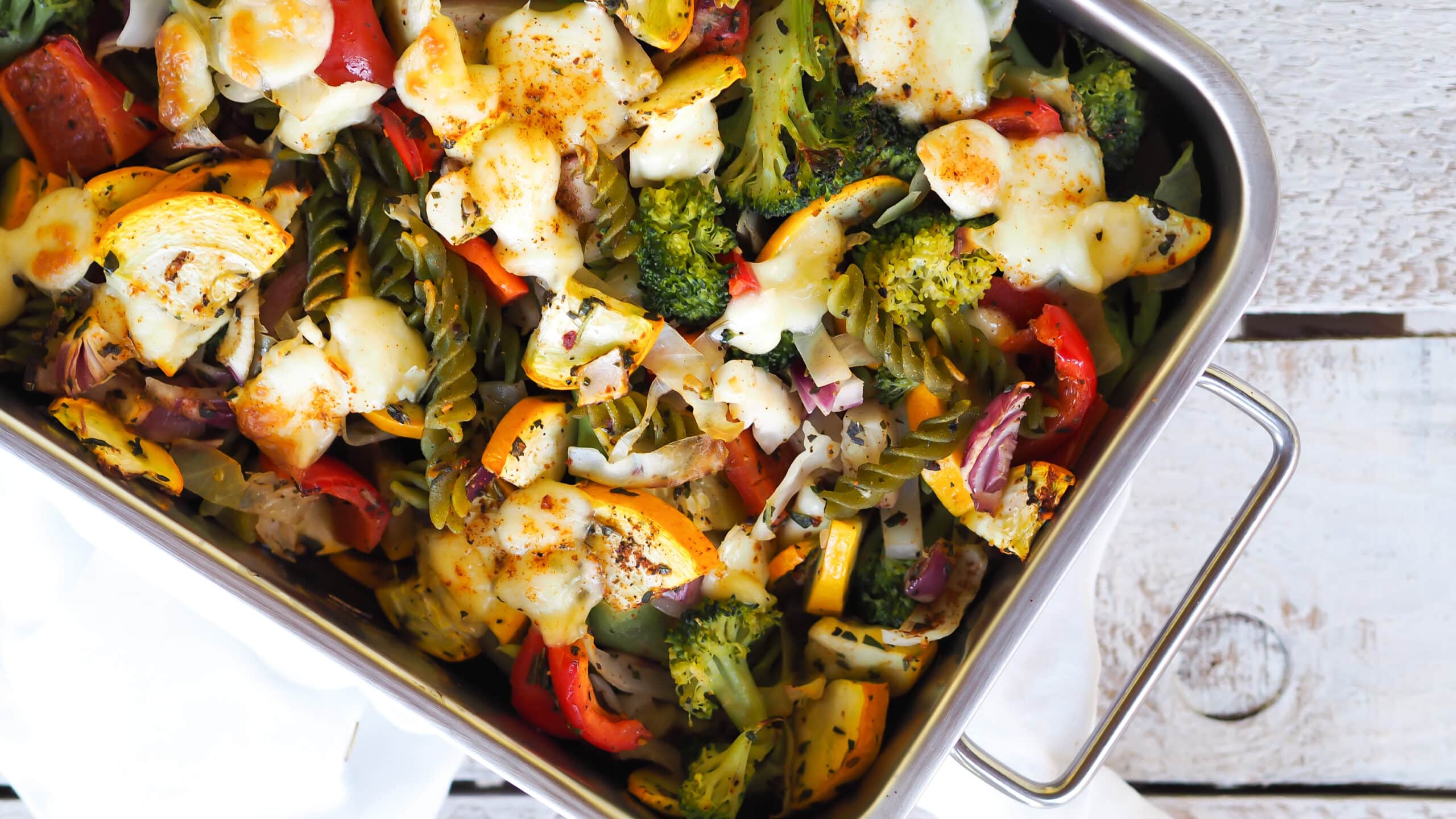 Erbsennudeln Mit Gemuse Aus Dem Ofen Und Mozzarella Hellopippa 